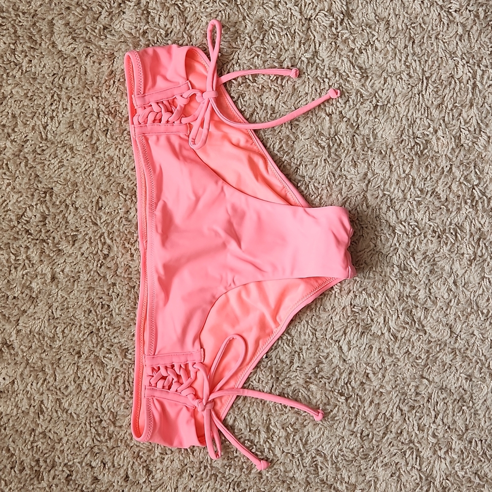 Victoria's Secret swim bottom M coral